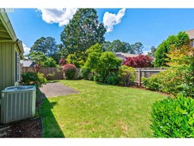 Building Photo - Single Level in Desirable Tigard Neighborhood