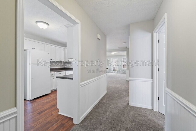 Building Photo - 109 Kousa Ln