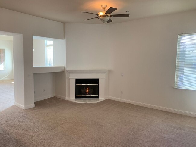 Building Photo - Beautiful Brentwood Summerset 4 Home (55+ living) - 2 Bedroom, 2 Bath