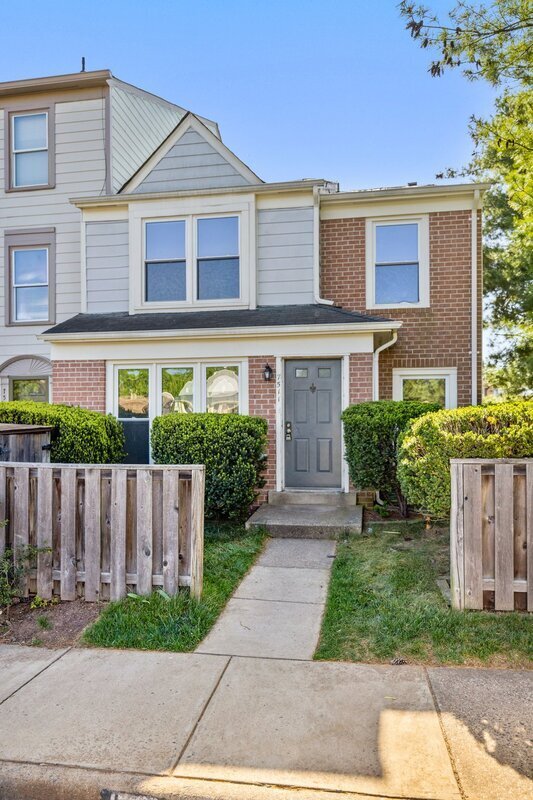 Building Photo - 7511 Belle Grae Dr