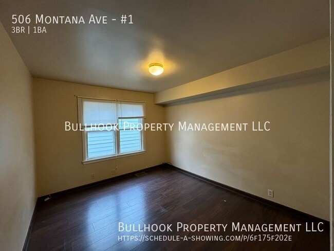 Building Photo - 506 Montana Ave
