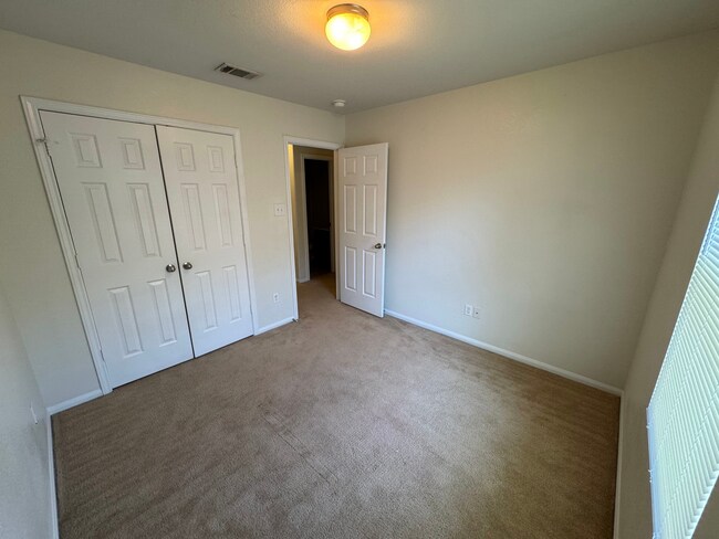 Building Photo - 3-Bedroom House for Rent in Killeen
