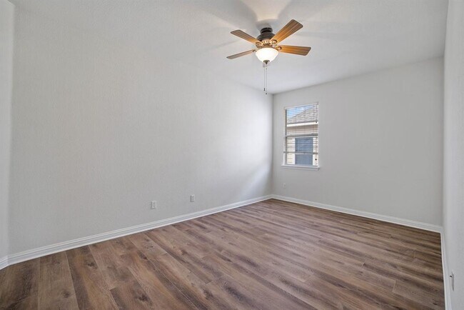 Building Photo - 3800 Juniper Hills St