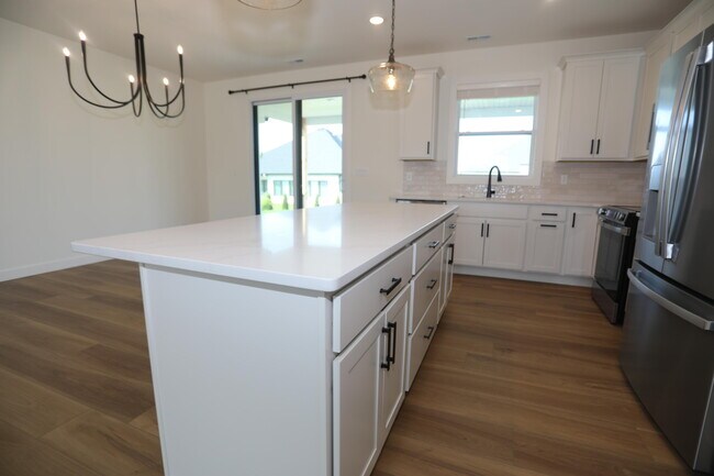 Building Photo - 4605 Chambers Bay Dr