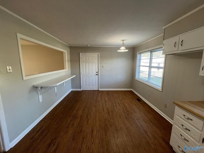 Building Photo - 1206 Eubanks St SW