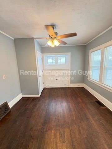 Building Photo - 4126 N Girard Ave