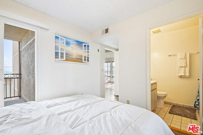 Building Photo - 3600 Bagley Ave