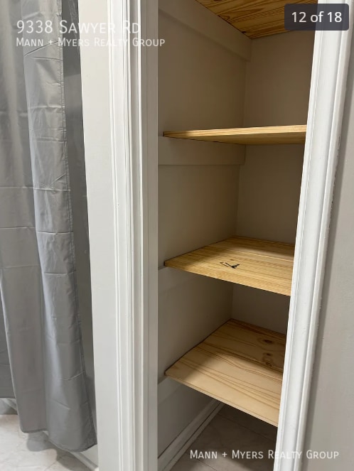 Building Photo - 9338 Sawyer Rd