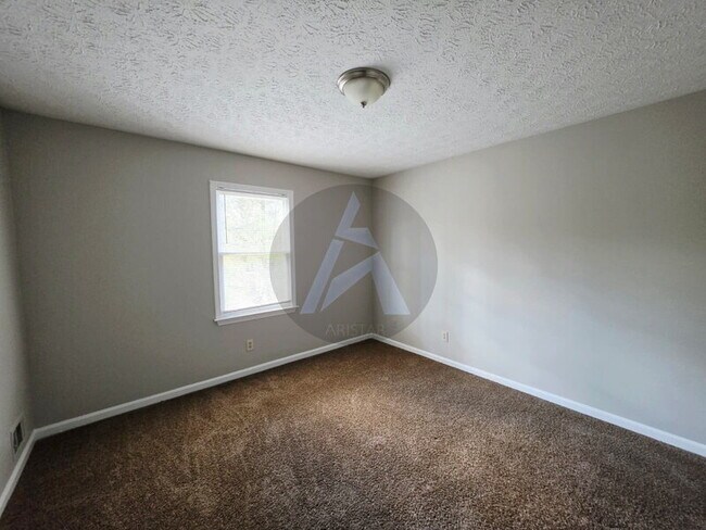 Building Photo - 1836 Potomac Pl