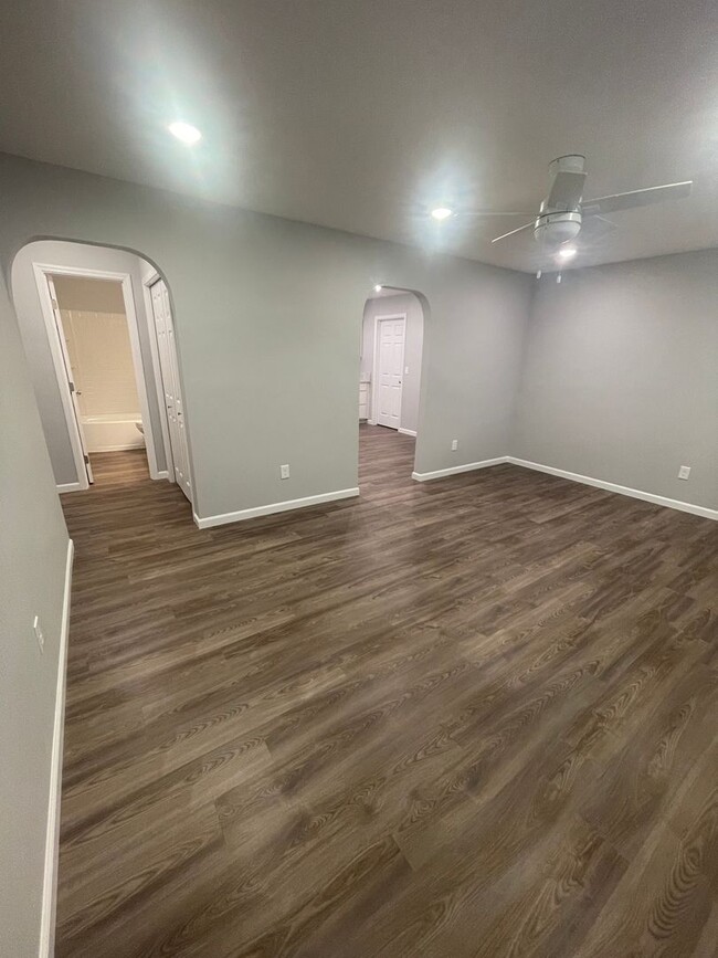 Building Photo - Stunning Newly Remodeled Two Bedroom Home ...