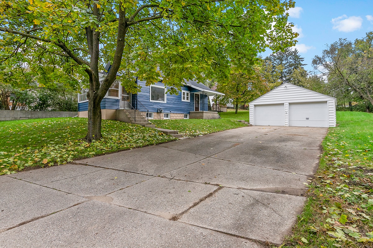 Building Photo - 1633 McDonald St NW