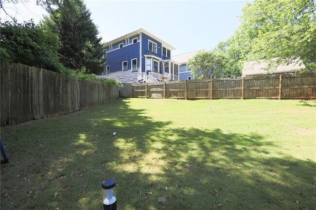 Building Photo - 938 Ormewood Ave SE