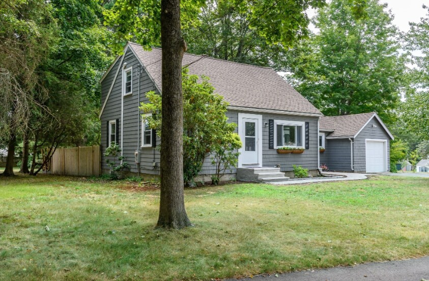 Building Photo - 7 Ferndale Rd