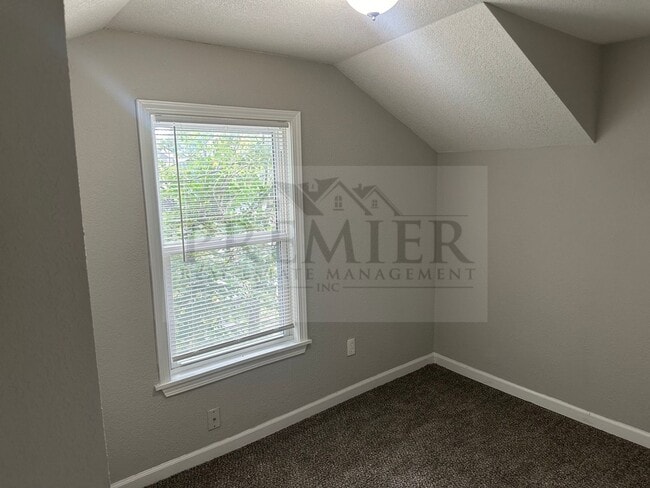 Building Photo - 2411 S Sterling Ave