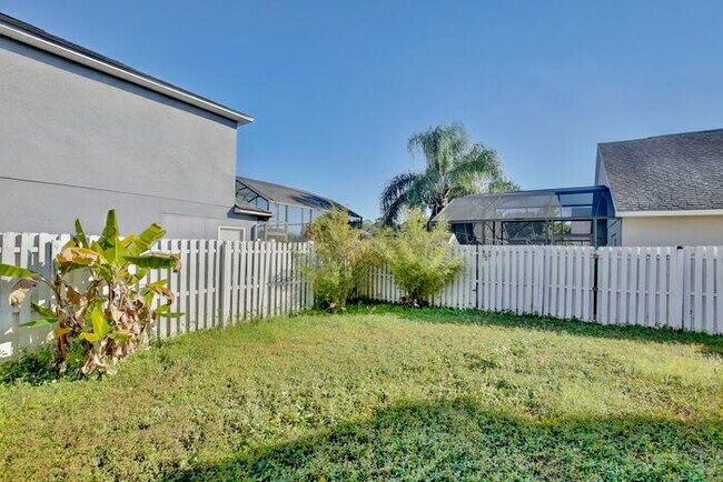 Building Photo - Lovely 3/2 Spacious Home and a 2 Car Garage in Deans Reserve - Orlando!