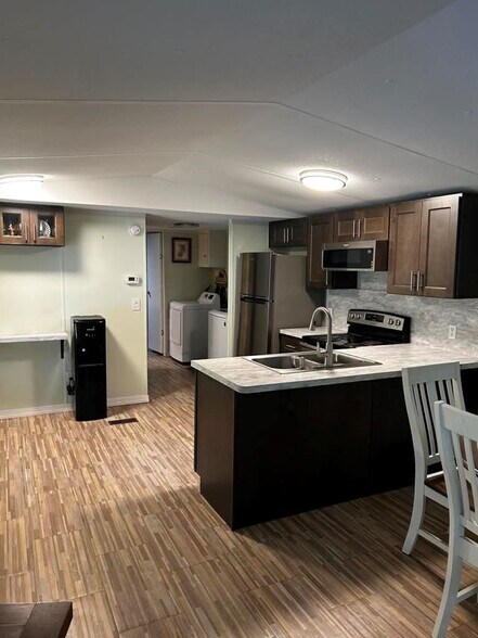 Building Photo - 5553 SW 181st Ct