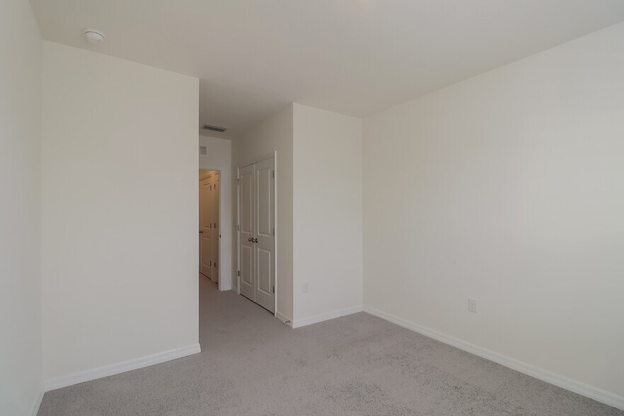 Building Photo - 2894 Peony Pr Ln