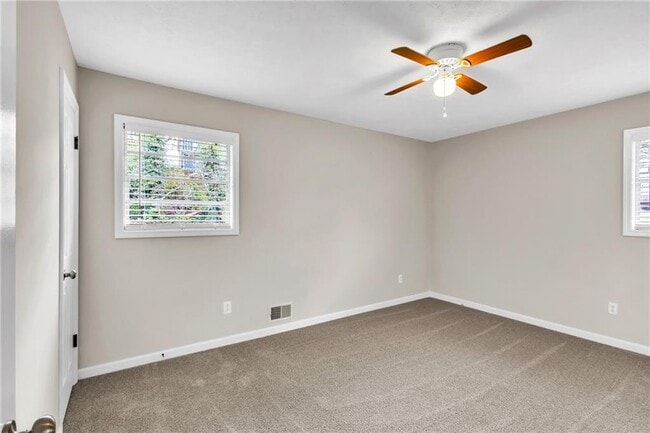 Building Photo - 331 Smyrna Powder Springs Rd SE