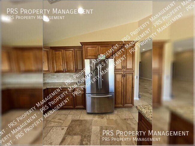 Building Photo - 10906 E Navajo Dr