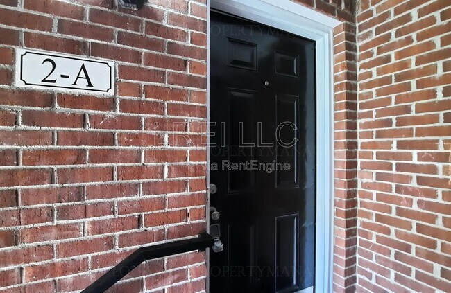 Building Photo - 304 Keeneland Dr