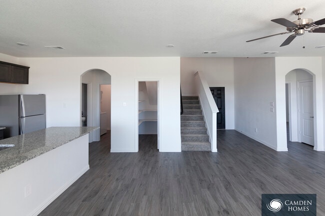 Building Photo - 10014 Spice Ln