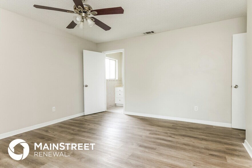 Building Photo - 1517 Colony Ave