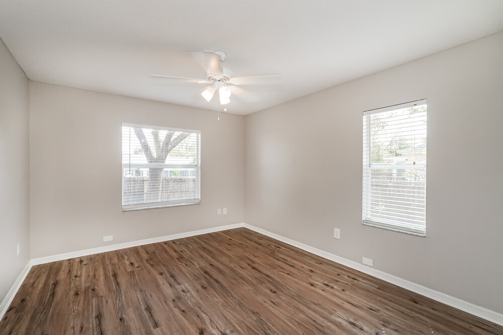 Building Photo - 4640 Burlington Rd