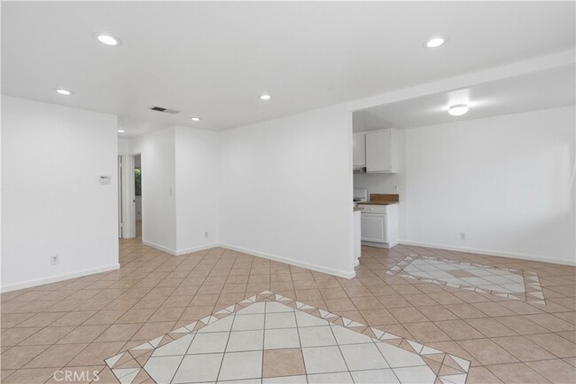 Building Photo - 1250 S Brookhurst St