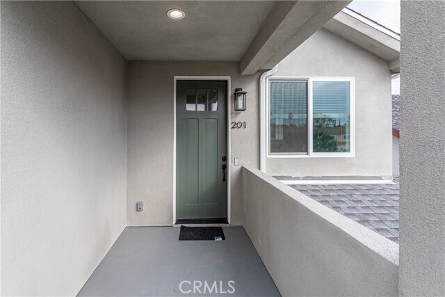 Building Photo - 316 S Reese Pl
