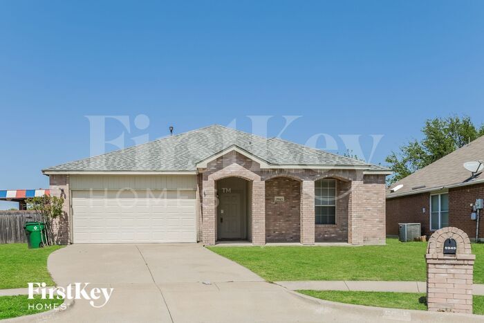 Primary Photo - 5945 Iris Dr