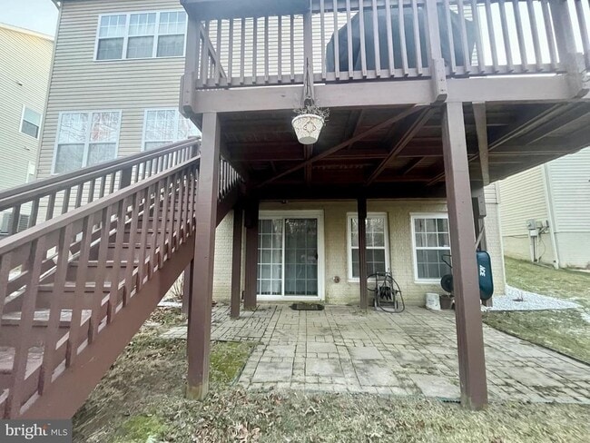 Building Photo - 23228 Daffodil Dr