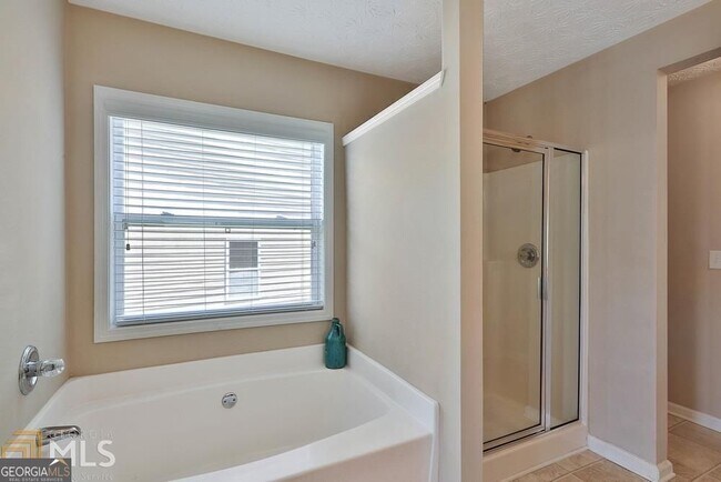 Building Photo - 6098 Allpoint Way