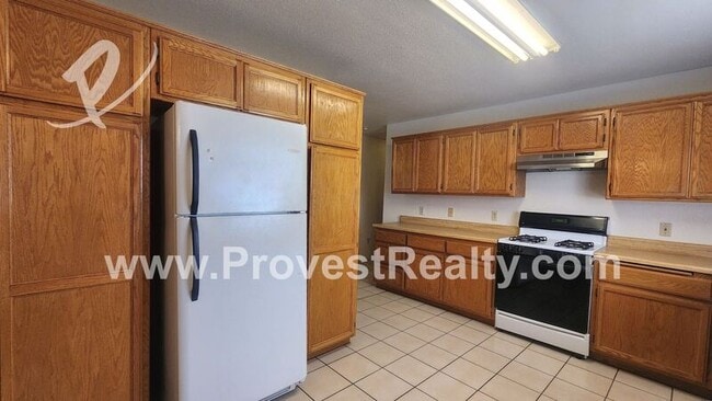 Building Photo - 21221 Nandina St