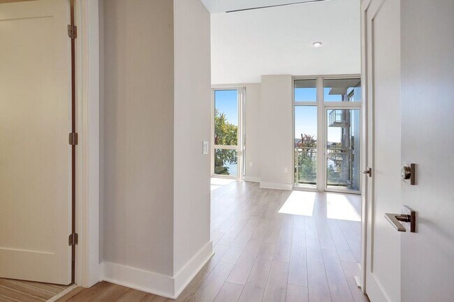 Building Photo - 88 V St SW