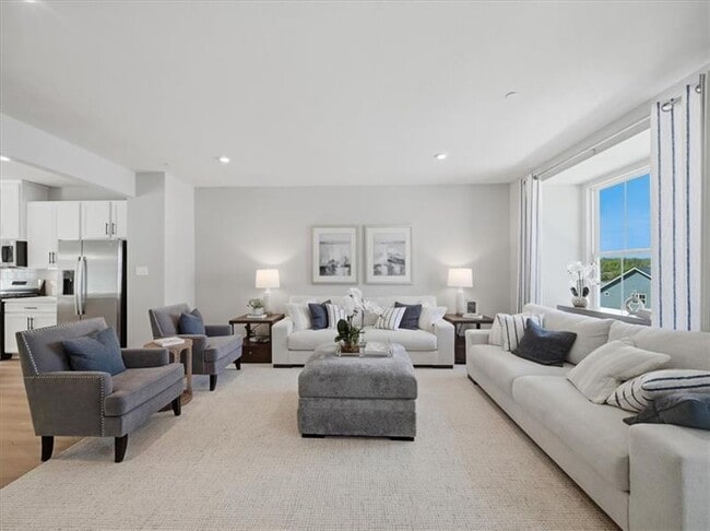 Building Photo - 201 Yellowwood Ct