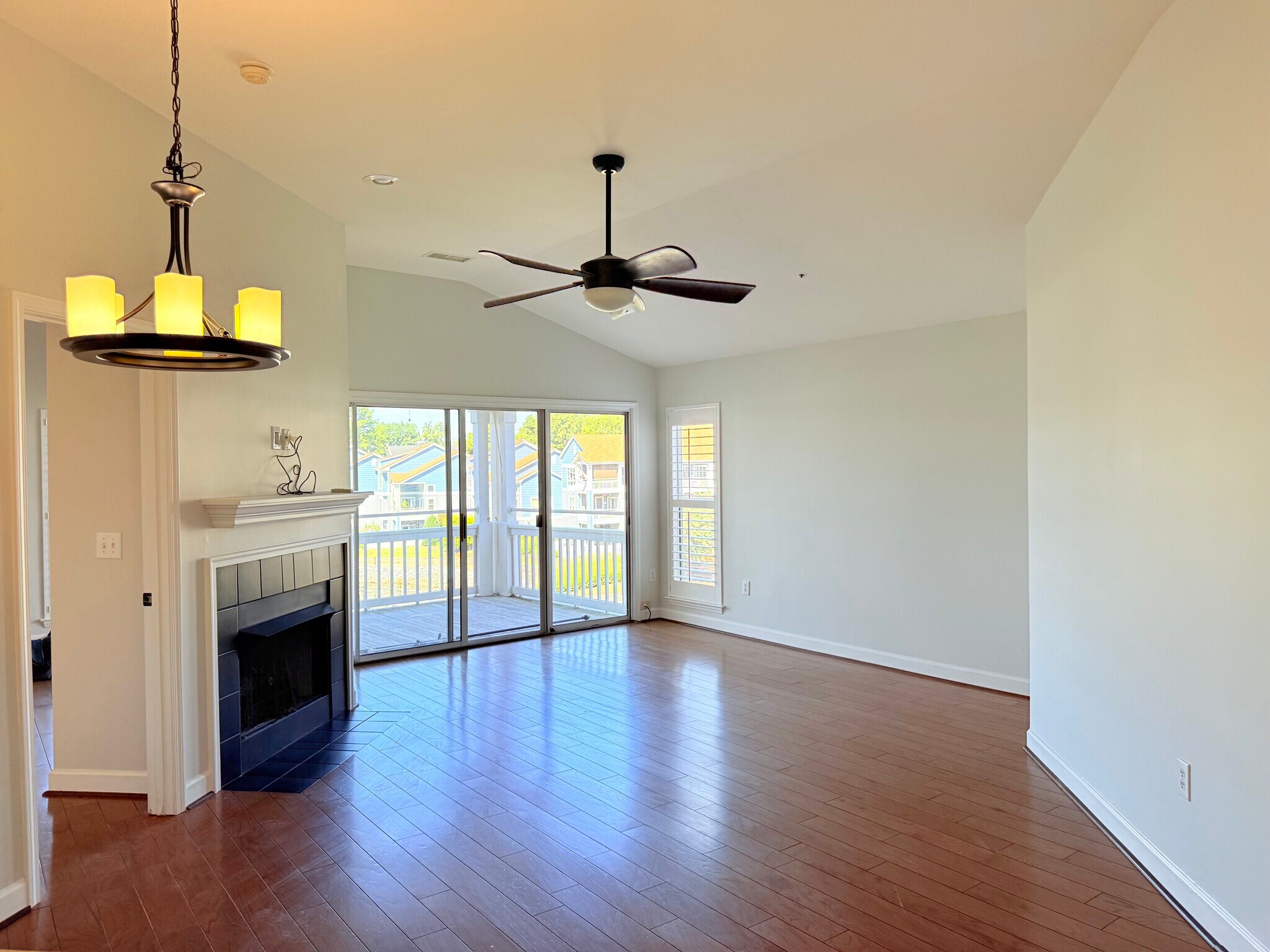 Building Photo - 1133 Torrence Cir