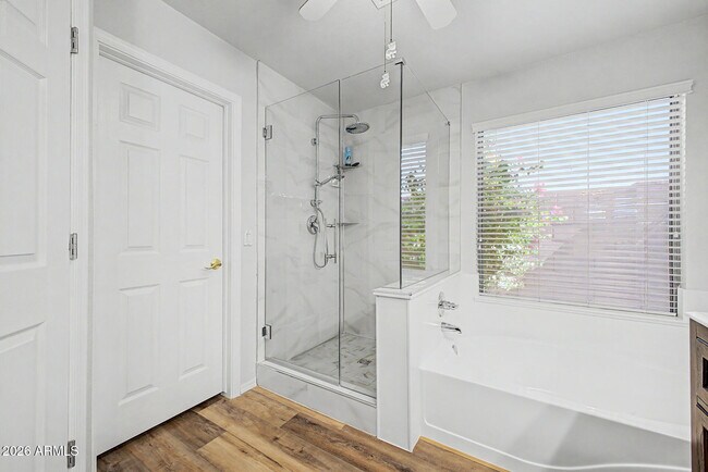 Building Photo - 16148 N 157th Dr