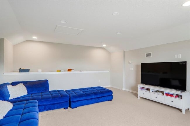 Building Photo - 7245 Half Moon Lake Dr