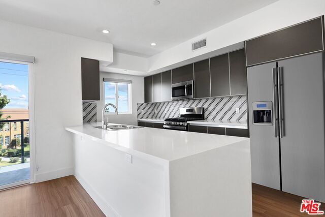 Building Photo - 11821 Texas Ave