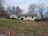 Building Photo - 310 Blue Mountain Rd