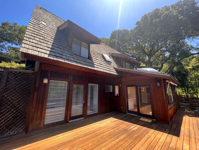 Primary Photo - SPACIOUS 4-BEDROOM, 3 BATH HOME ON CORNER ...