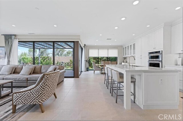 Building Photo - 135 Oceano