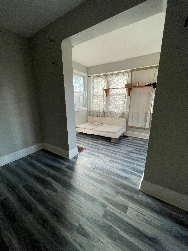 Building Photo - 141 S Bryant Ave