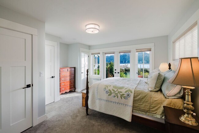 Building Photo - Impeccable Low Bank Bainbridge Waterfront Home with Private Dock