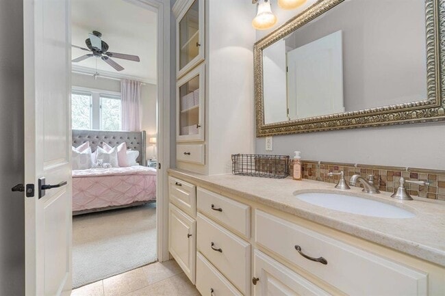 Building Photo - 9104 Atwater Cove