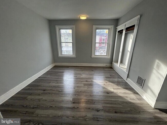 Building Photo - 5647 Heiskell St