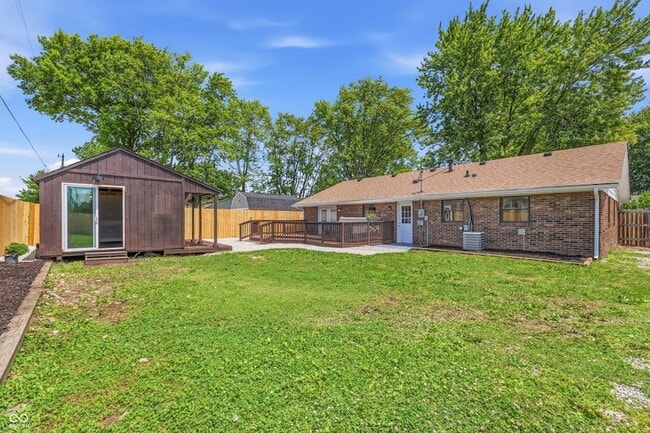 Building Photo - 234 Meadow Ln
