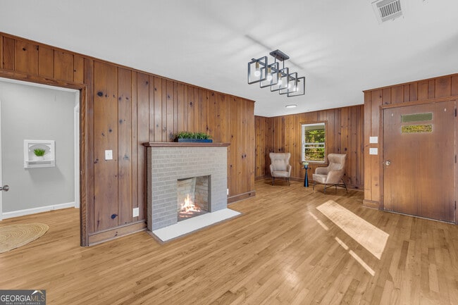 Building Photo - 76 Campbell Dr