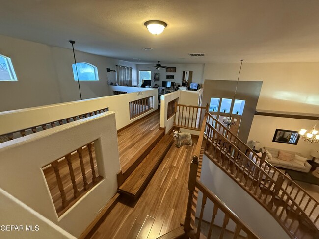 Building Photo - 3733 Tierra Campa Dr