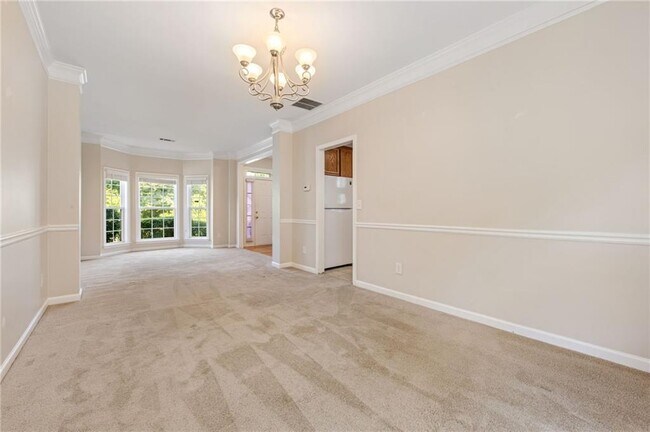 Building Photo - 3852 Roxfield Dr NE